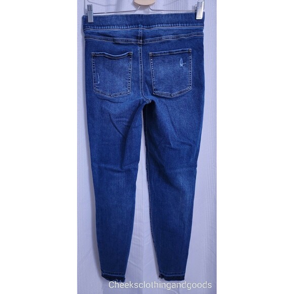 Spanx Distressed Ankle Skinny Raw Hem Jeans Women's size MEDIUM - Picture 5 of 6